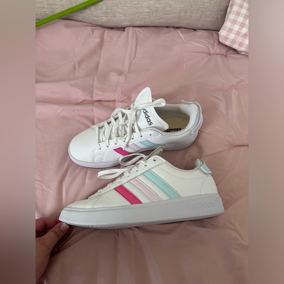 Adidas Sneakers - Picture 3 of 8